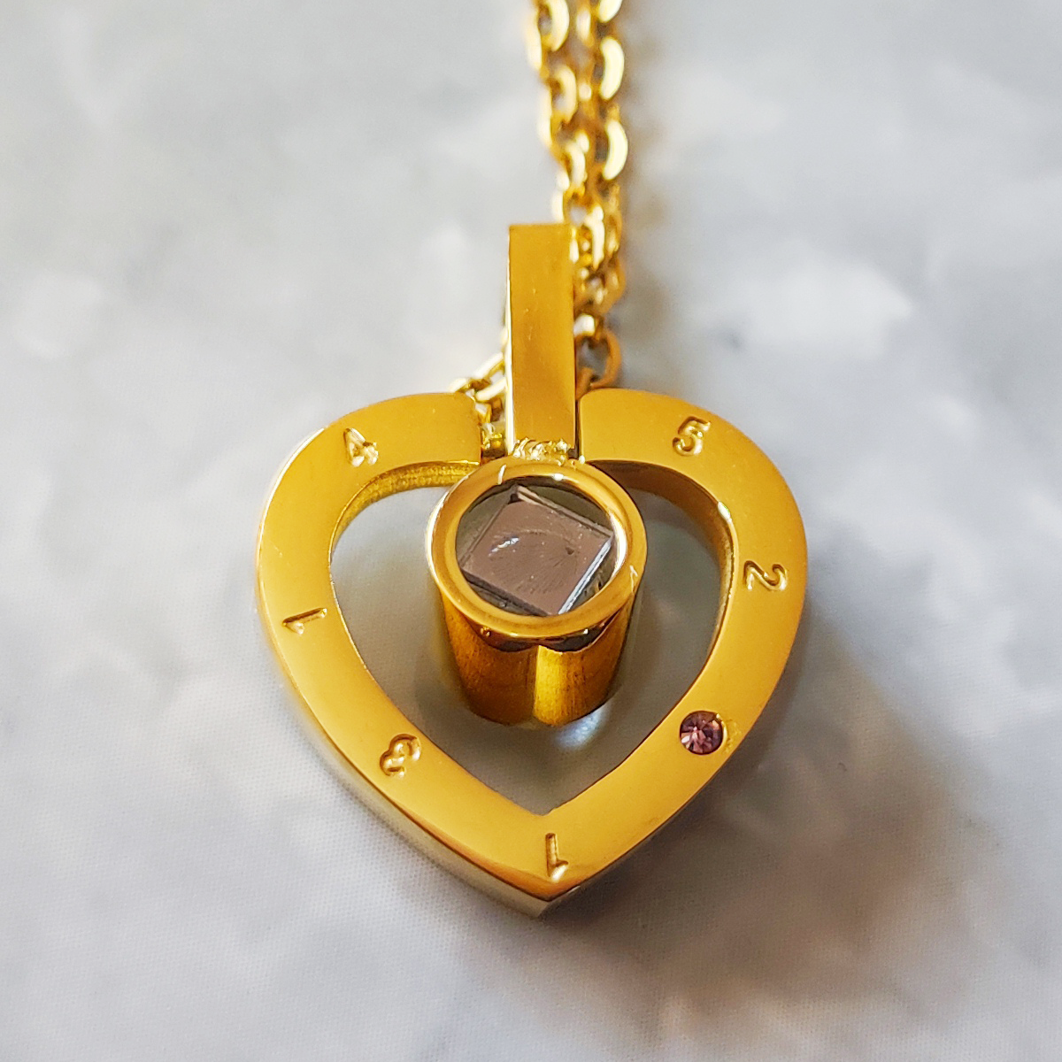 Promesa en Cien Idiomas